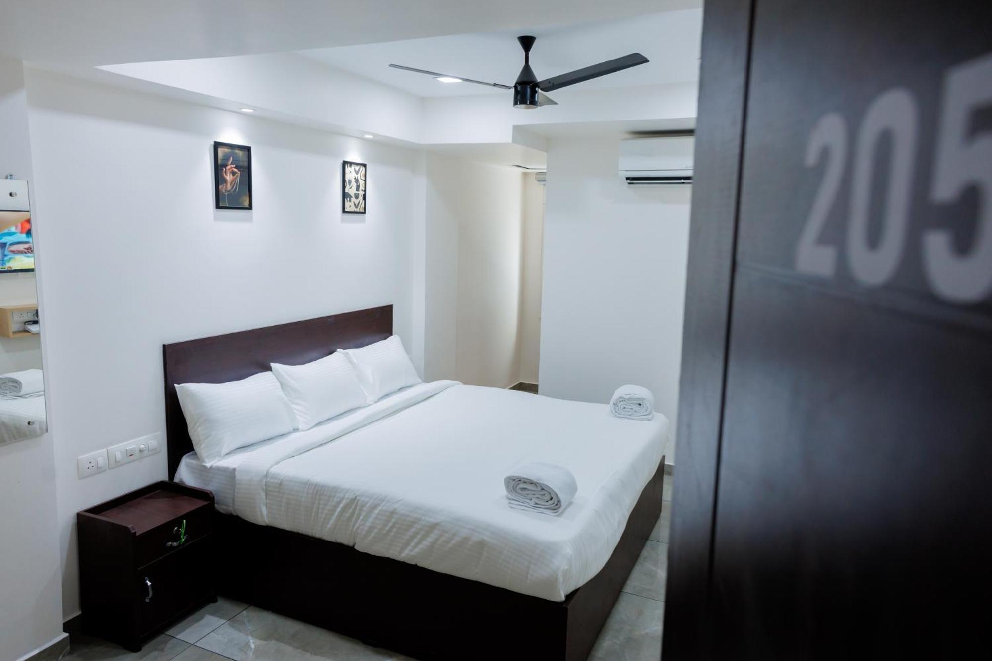 Reach Inn Kochi Eksteriør bilde